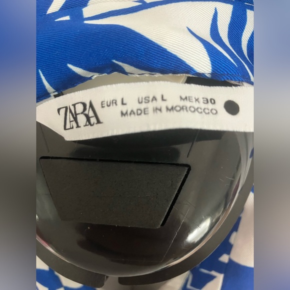 Zara Blue and White Tropical Print Shirt - Picture 4 of 4